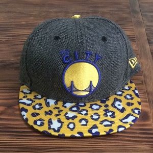 Hardwood classics GSW SnapBack hat (golden state)